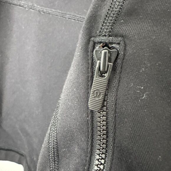 Sold Lululemon Define Jacket Black Size 6 Full Zip Logo*** Sleeve Slim - Picture 5 of 11